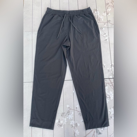 Lululemon Athletica Gray Sweatpants Relaxed Fit Joggers - Picture 1 of 8